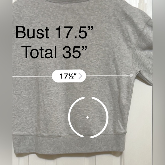 ☄️Any 2 for $10☄️
KT NWTWonderland Women’s Christmas Sweatshirt Size XS - Picture 3 of 11